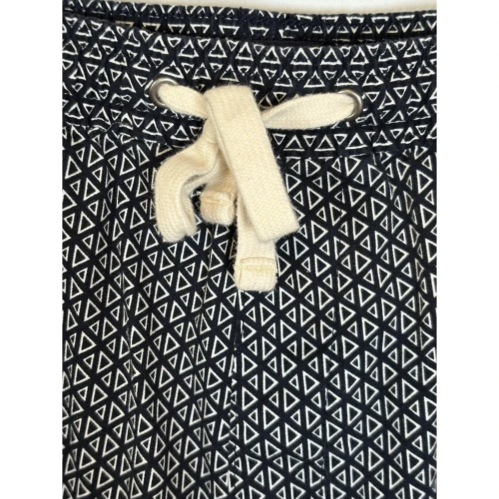 J. Crew Flex Geometric Print‎ Drawstring Shorts Men's Size Large Black White